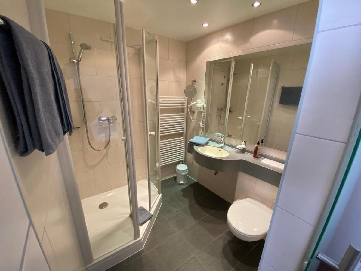 Weingutshotel Piesporter Goldtroepfchen Екстер'єр фото