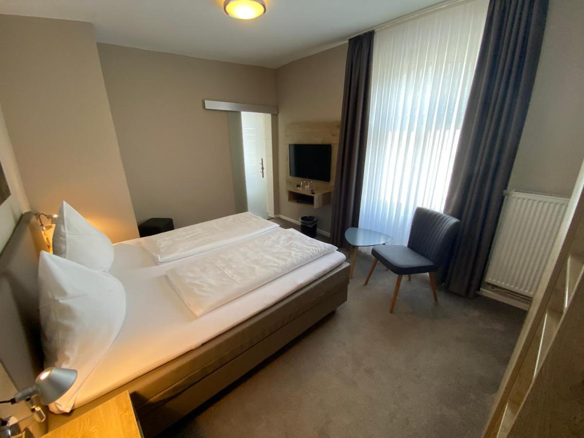 Weingutshotel Piesporter Goldtroepfchen Екстер'єр фото